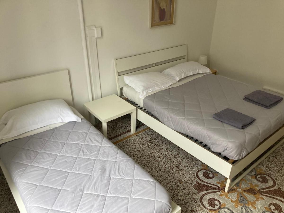 Guest House Roma Genoa Exterior photo